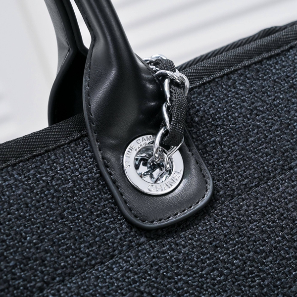 シャネルバッグ角部分ディテール